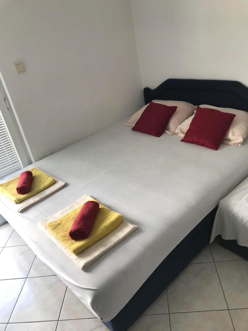Stojko Rafailovici Appartement Buitenkant foto